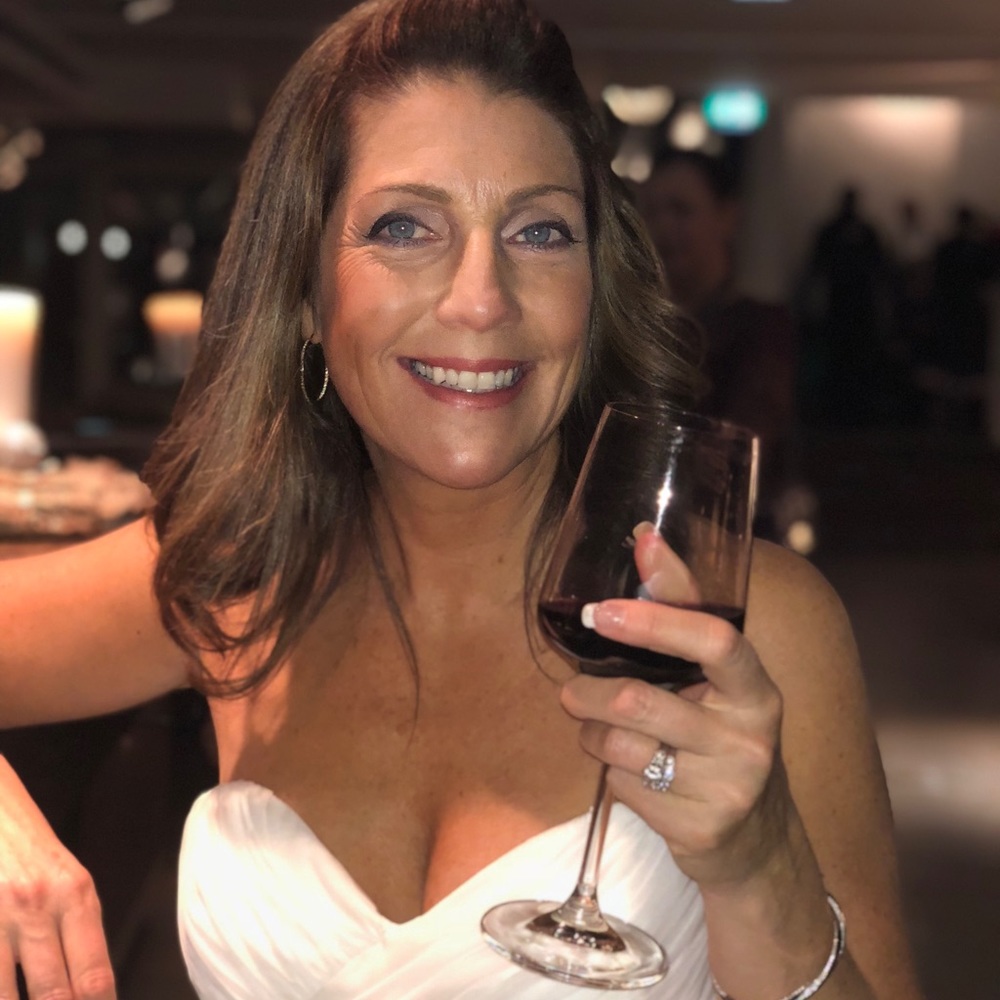 Meet your Posher, Debbie